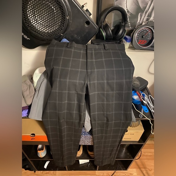 Stylish Black Checkered Pants - Picture 3 of 4